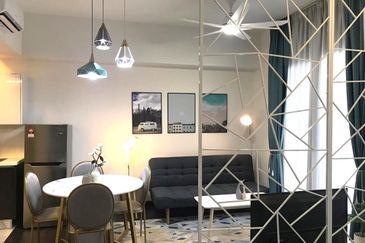 28 Boulevard (28 BLVD)