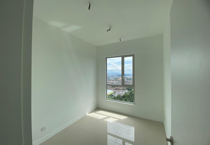 Lakefront Condominium | Emerald Hills @ Alam Damai