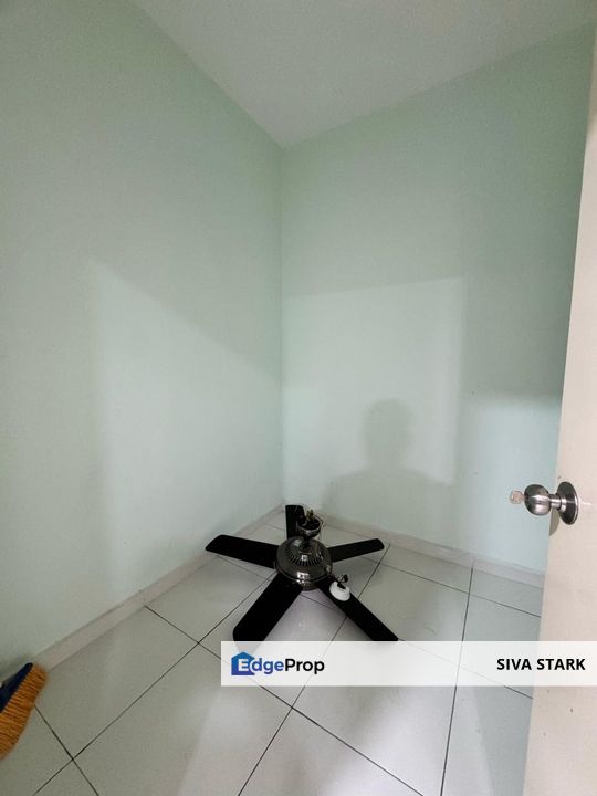 Sky Garden Residences , Setia Tropika , 3 + 1 Bedroom 2 Bathroom For Rent , Johor, Setia Tropika