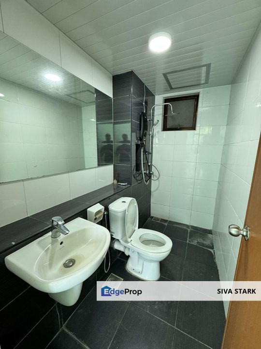 Sky Garden Residences , Setia Tropika , 3 + 1 Bedroom 2 Bathroom For Rent , Johor, Setia Tropika