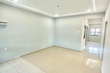 Single Storey Terrace Corner Lot House For Sale @ Taman Aman Senai