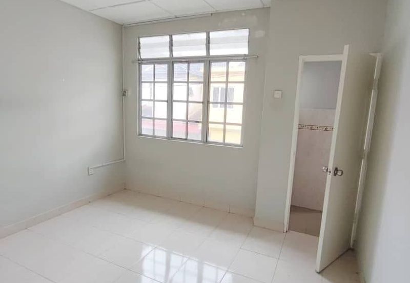2 Storey Fully Renovated  House For Sale @ Jasmine Park Kulai