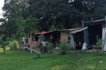 Agriculture Land At Kluang , Near Stadium Kluang