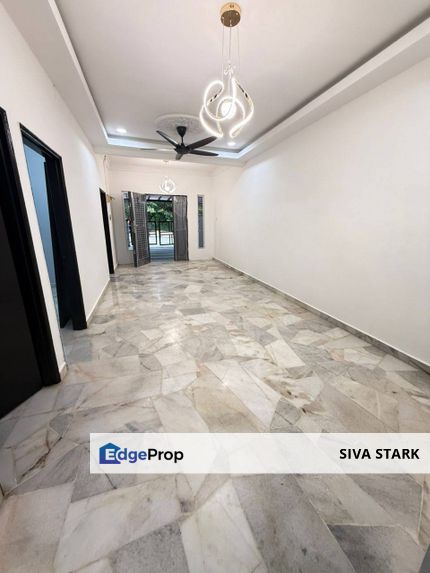 Fully Renovated Single Storey Terrace House For Sale @ Jalan Makmur , Kulai, Johor, Kulai