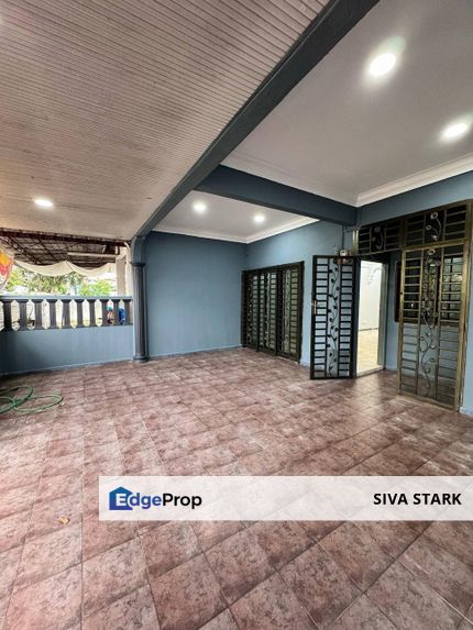 1.5 Storey House At Jalan Meranti , Skudai Johor, Johor, Skudai