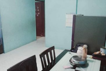 Putri Ria Apartment, Mota Masai