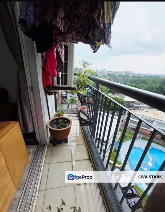 Taman Mount Austin 81100 Johor Bahru Lake View Suite Apartment, Johor, Johor Bahru