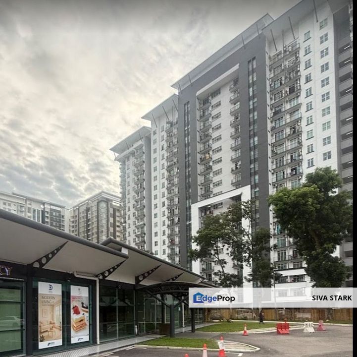 Taman Mount Austin 81100 Johor Bahru Lake View Suite Apartment, Johor, Johor Bahru