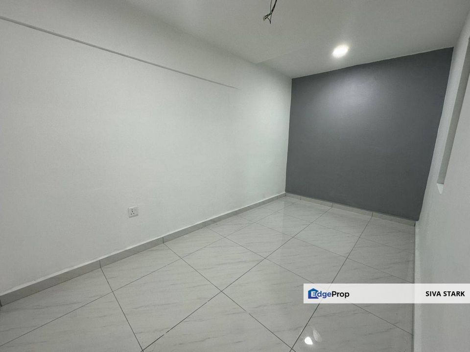 Jalan Cempaka 4 Taman Plentong Baru , Johor, Plentong