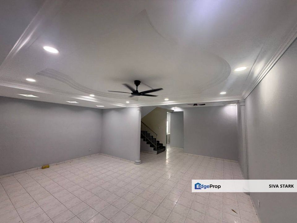 Double Storey House For Sale At 9729 jalan kasawari 9, Bandar putra kulai Johor, Johor, Kulai