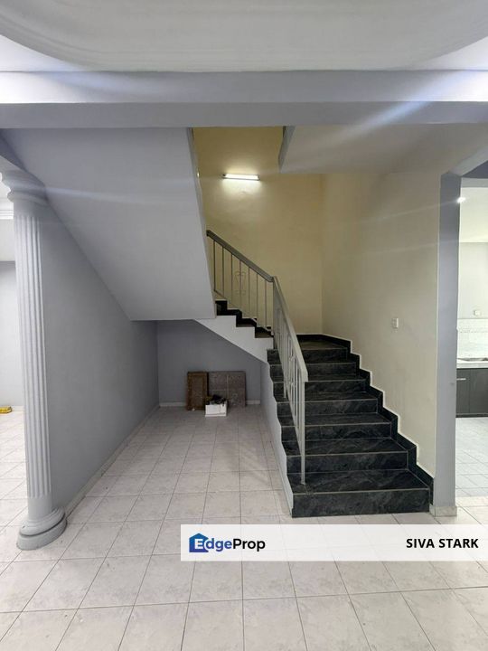 Double Storey House For Sale At 9729 jalan kasawari 9, Bandar putra kulai Johor, Johor, Kulai