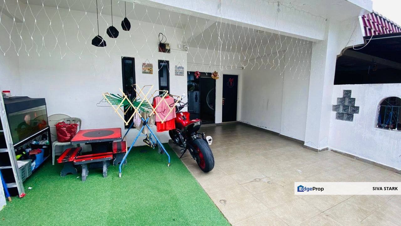 Taman Anggerik kempas 81300, Johor, Kluang