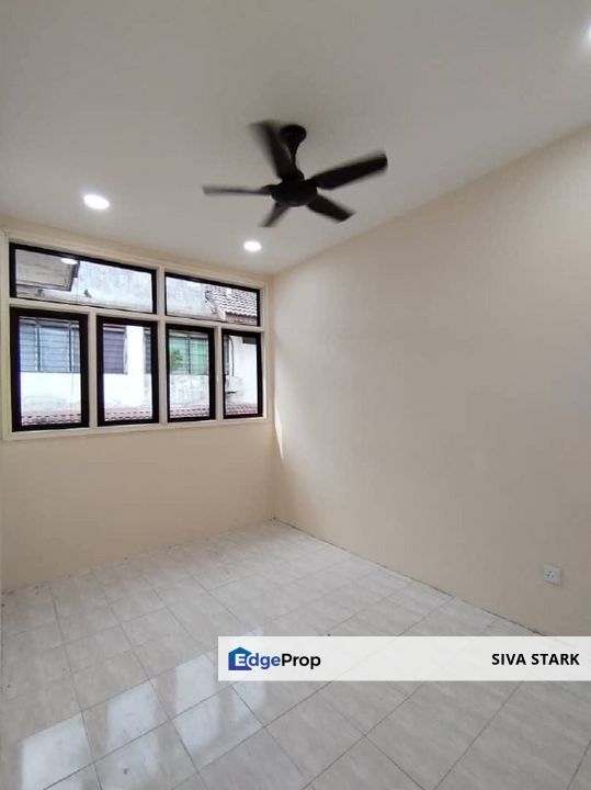 Town house at kulai , Johor, Kulai