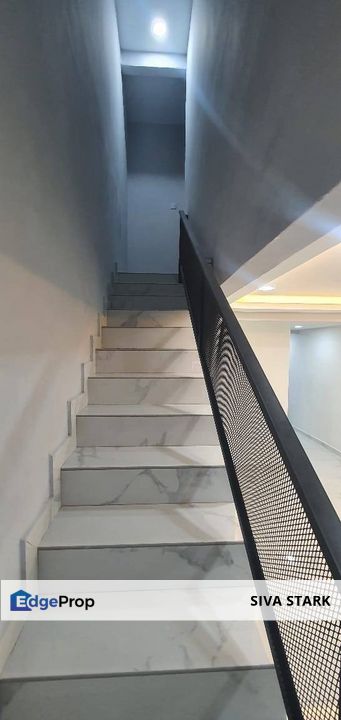 KULAI TAMAN WAWASAN KELAPA SAWIT LOW COST DOUBLE STOREY HOUSE, Johor, Kulai