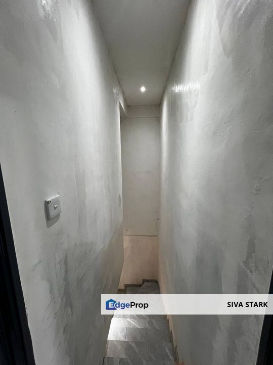 Taman Manis Kelapa Sawit Kulai, Johor, Parit Raja