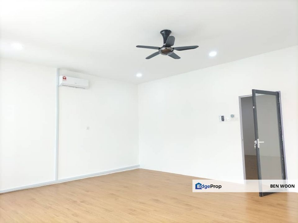 Double storey shop , Johor, Kluang