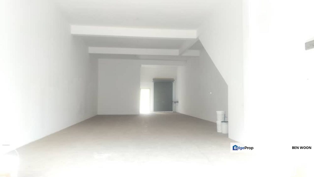 Double storey shop , Johor, Kluang