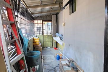 Flat Taman Selesa Jaya