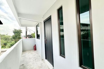 Flat Taman Ungku Tun Aminah