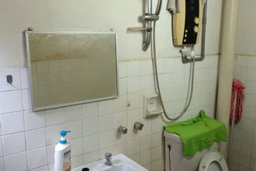 Pandan Jaya Shop Apartment