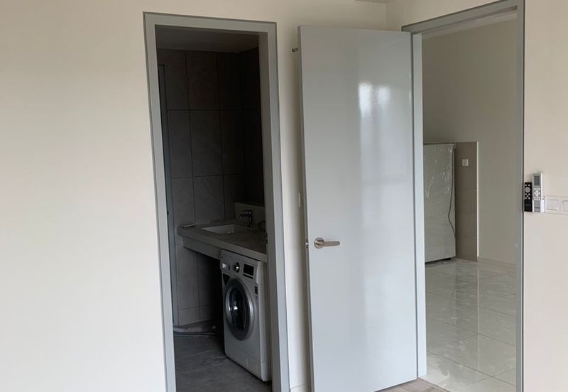 Emerald 9 Condominium