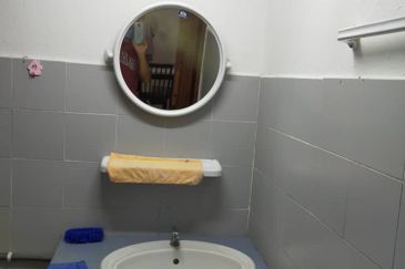 Glen Court, Bandar Sungai Long