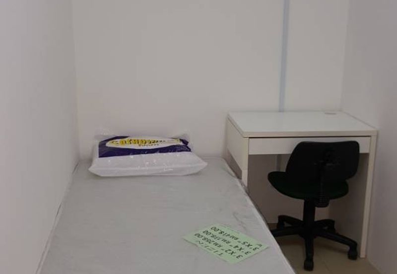 Glen Court, Bandar Sungai Long