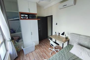 Shaftsbury Residence