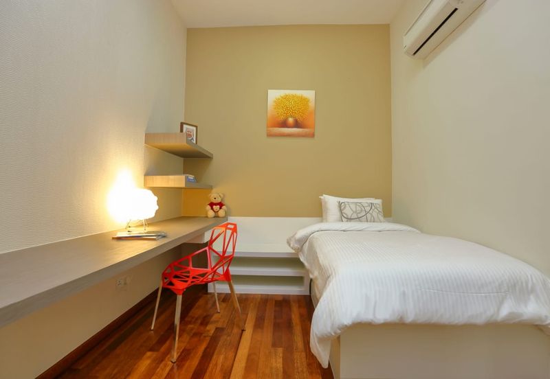 Shaftsbury Residence