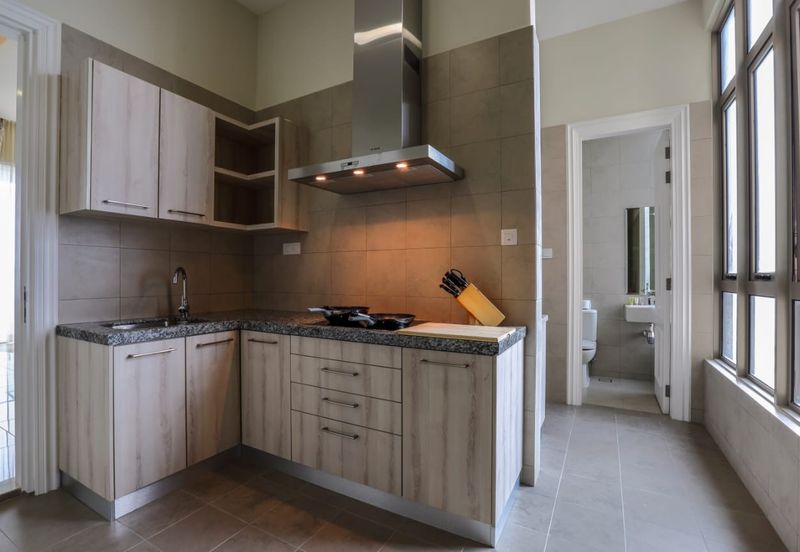 Shaftsbury Residence