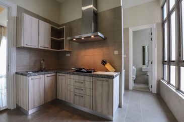 Shaftsbury Residence