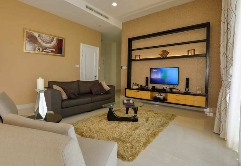 Shaftsbury Residence