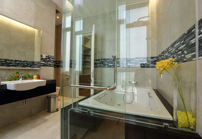 Shaftsbury Residence