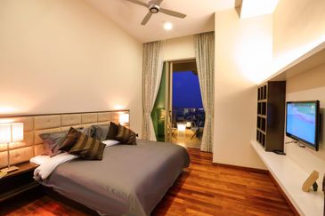 Shaftsbury Residence