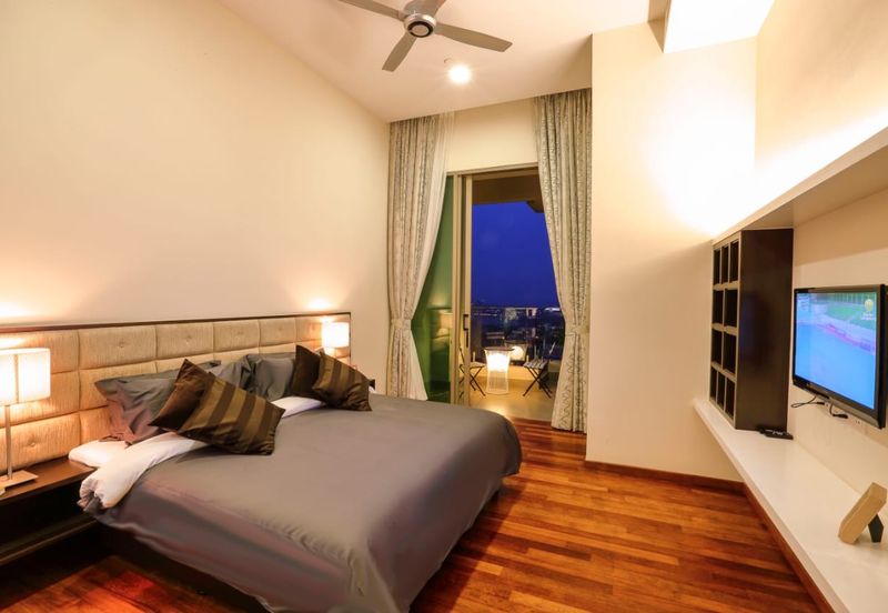 Shaftsbury Residence