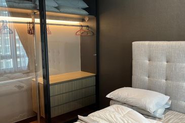 Shaftsbury Residence