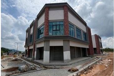 Village Square @ Gamuda Gardens 2 Storey Corner Lot Facing Mainroad