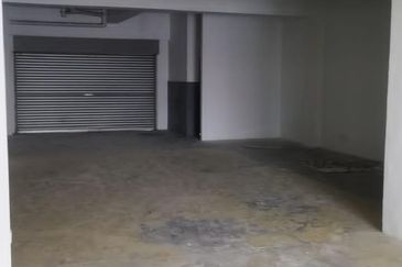 Dataran Otomobil, Seksyen 15