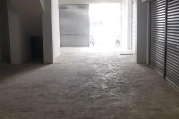 Dataran Otomobil, Seksyen 15