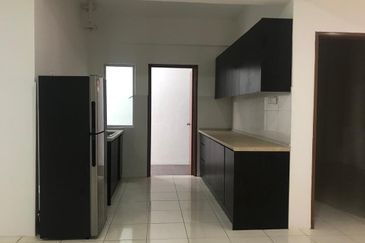 Green Suria Apartment