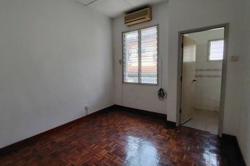 Tropicana Golf & Country Resort