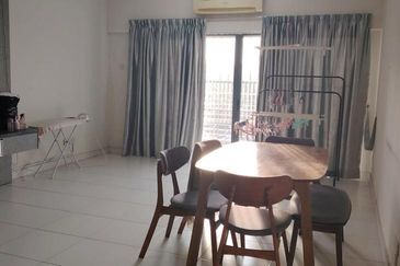 SetiaWalk R3 Solace Service Apartment