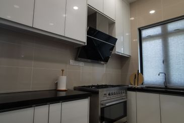 Akira @ 16 Sierra (Sierra 9)