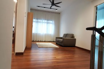 Akira @ 16 Sierra (Sierra 9)