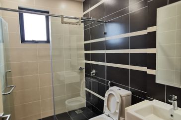 Akira @ 16 Sierra (Sierra 9)