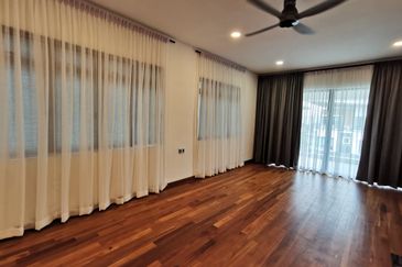 Akira @ 16 Sierra (Sierra 9)