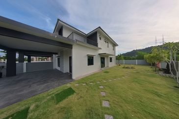 RUMAH SEMI-D 2 TINGKAT EKSLUSIF MEWAH & MODEN DI BUKIT BESAR, KUALA TERENGGANU