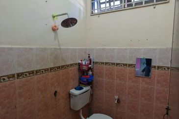 Kampung Padang Midin