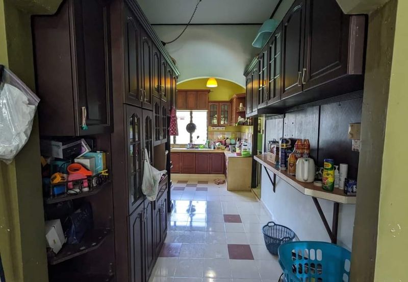 Kampung Padang Midin