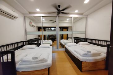 (FULLY FURNISHED) DOUBLE STOREY LUXURY VILLA AT BATU BURUK, KUALA TERENGGANU